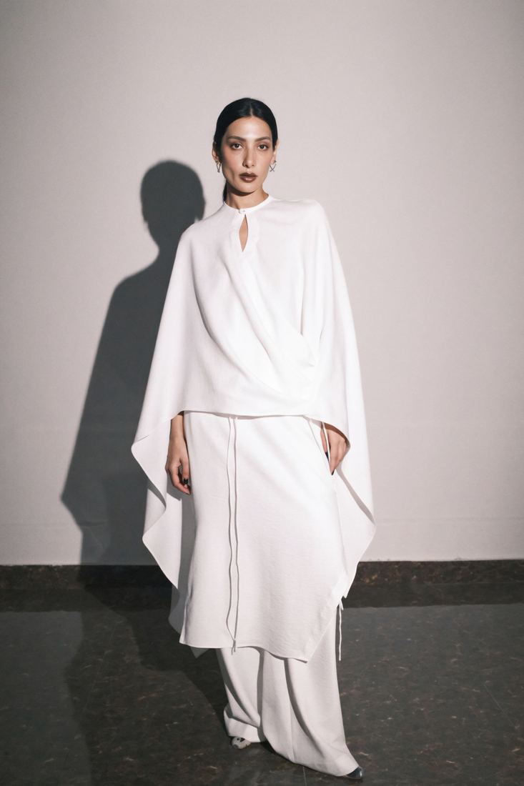 Jaanu Collection 9 campaign photograph, look 7